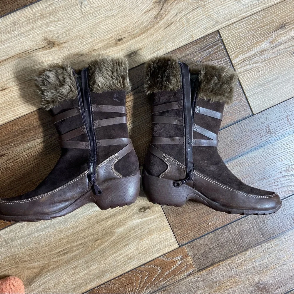 Skechers Mid Calf Faux Fur and Leather Zip Brown Boots Size 7.5
